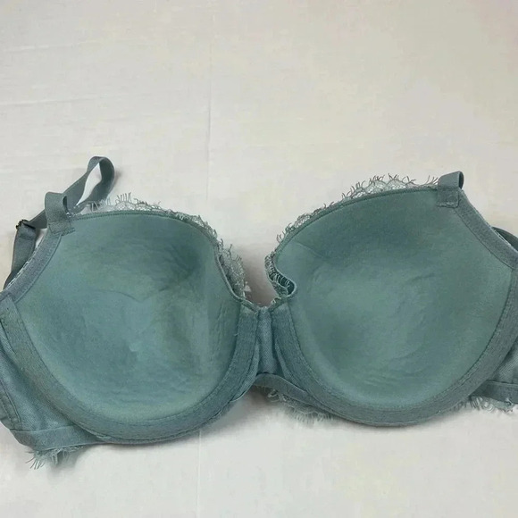 Victoria Secrets Dream Angels Lined Demi Bra - Picture 6 of 8